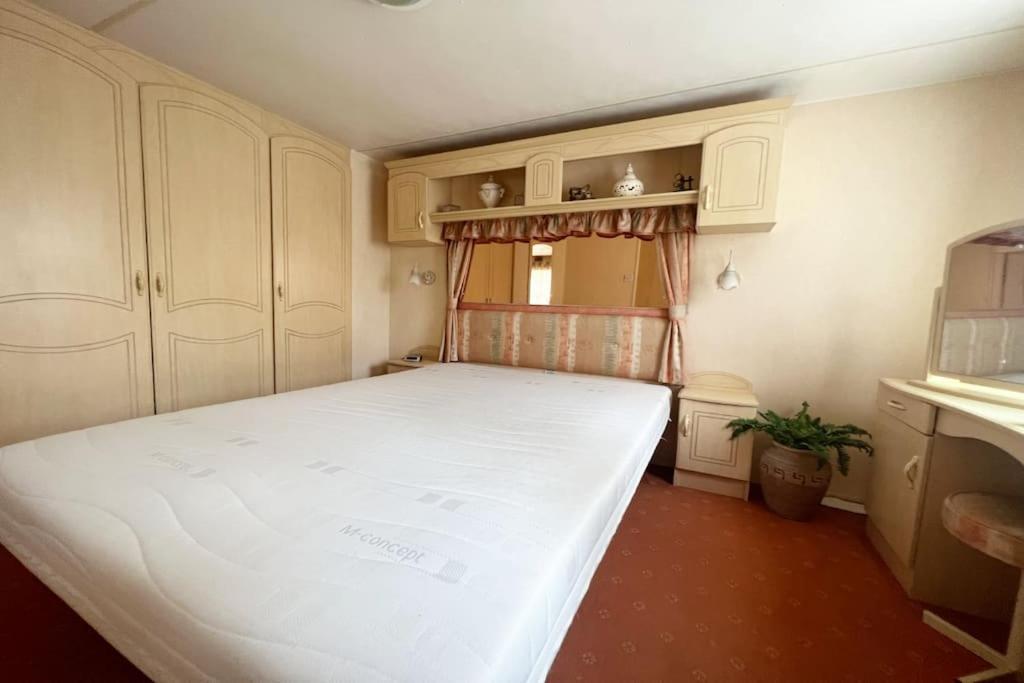 Chalet De Nollen P12 - Camping De Nollen 칼란트소그 외부 사진